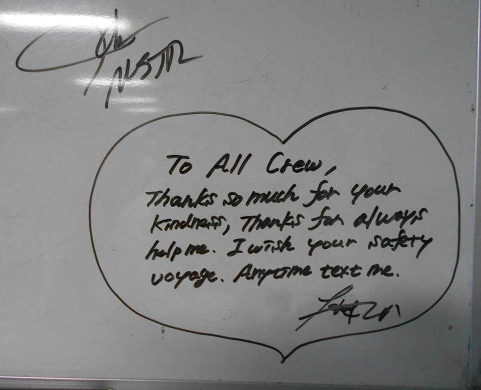 Disembarkation message written by Hiroka on the whiteboard.
