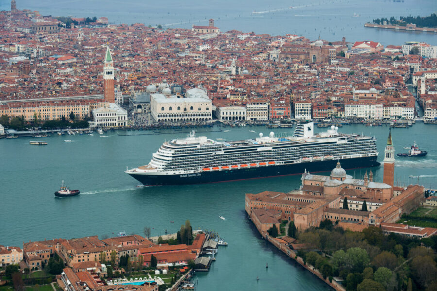 MS Koningsdam from Holland American Lines (Subsidiary of Carnival Corp) channeling in Venice.